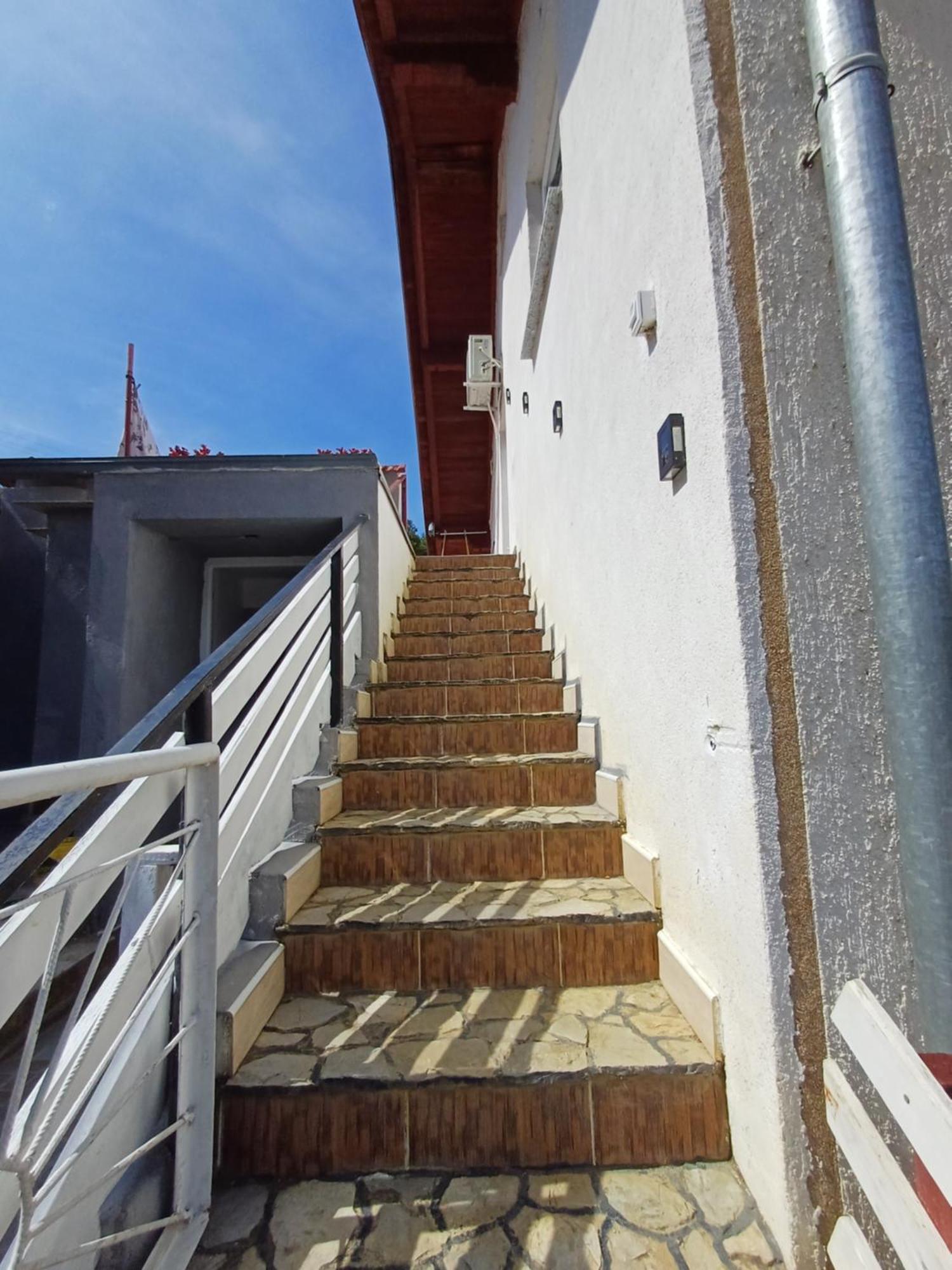 Apartman Denis Una Luzine Zewnętrze zdjęcie